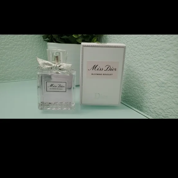 Dior Miss Dior Blooming Bouquet Perfume 100ml - Picture 3 of 5